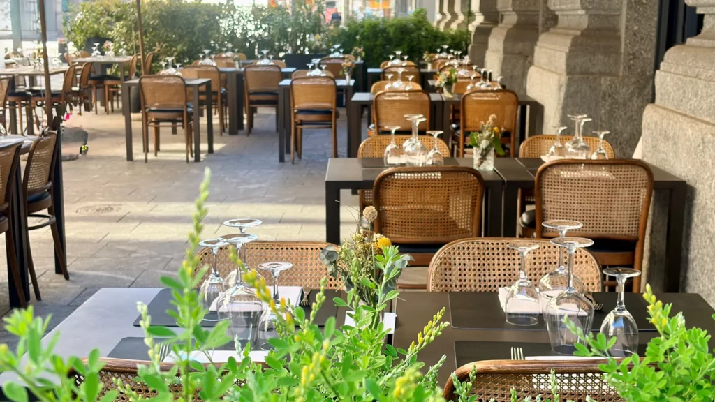 Cenare all'aperto a Milano, cucina lombarda e classici italiani